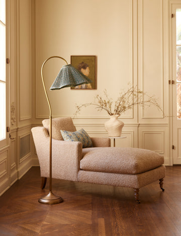 #color::Fransen-and-Antique-Brass
