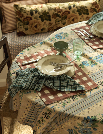 #color::russet #style::placemat--set-of-4