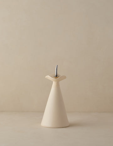 #color::ivory
