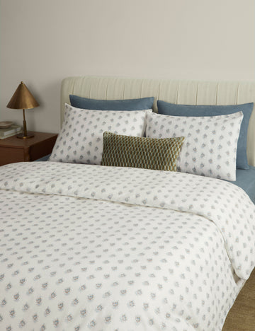 #color::ivory-and-denim #size::full-queen #size::king-cal-king #type::duvet-cover #type::duvet-set