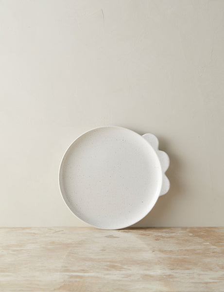 #color::cream #style::salad-plates--set-of-4