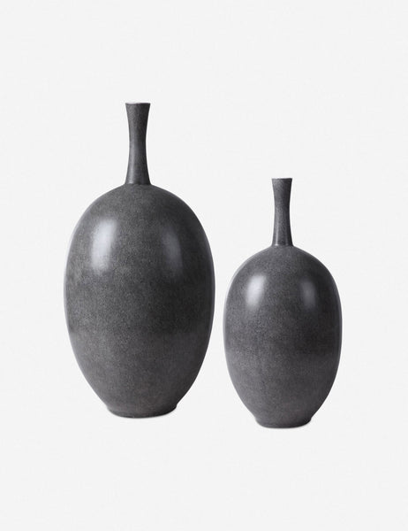 | Ema light gray vases with narrow necks and a marbled glaze