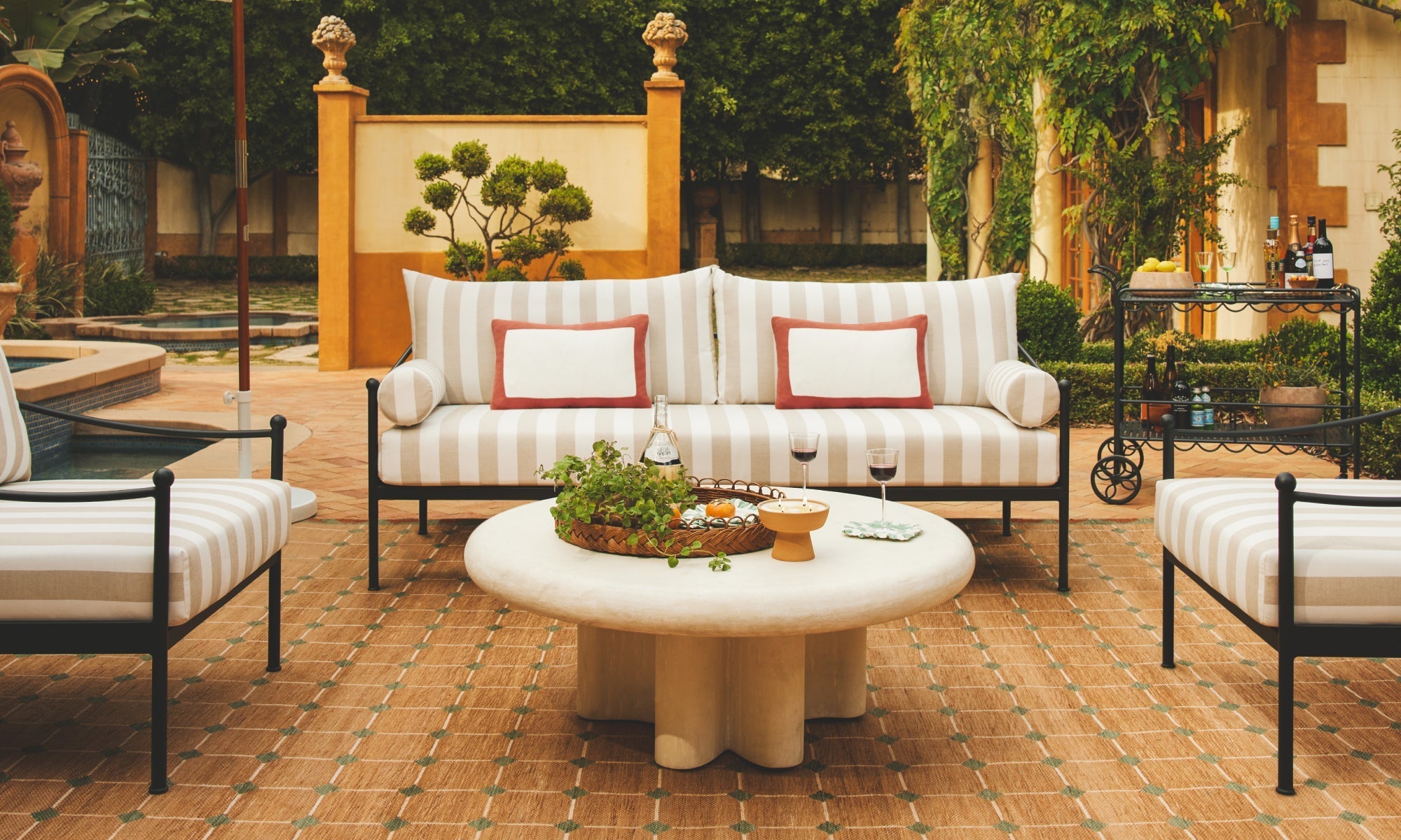 Italian Summer Inspired Outdoor Lounge