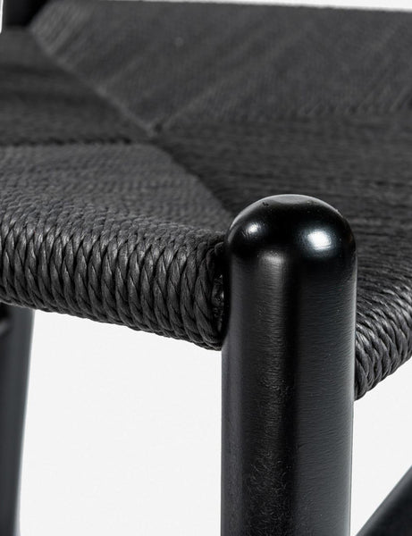 #color::black-and-black