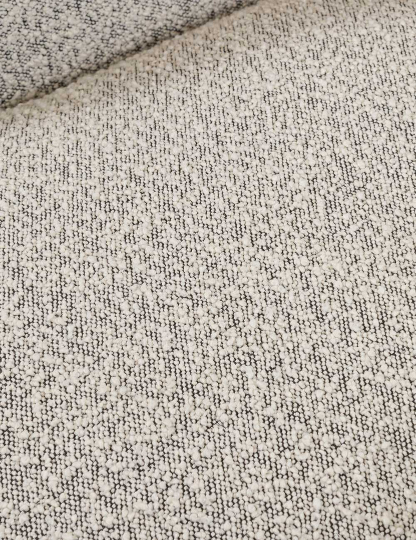 #color::gray-boucle