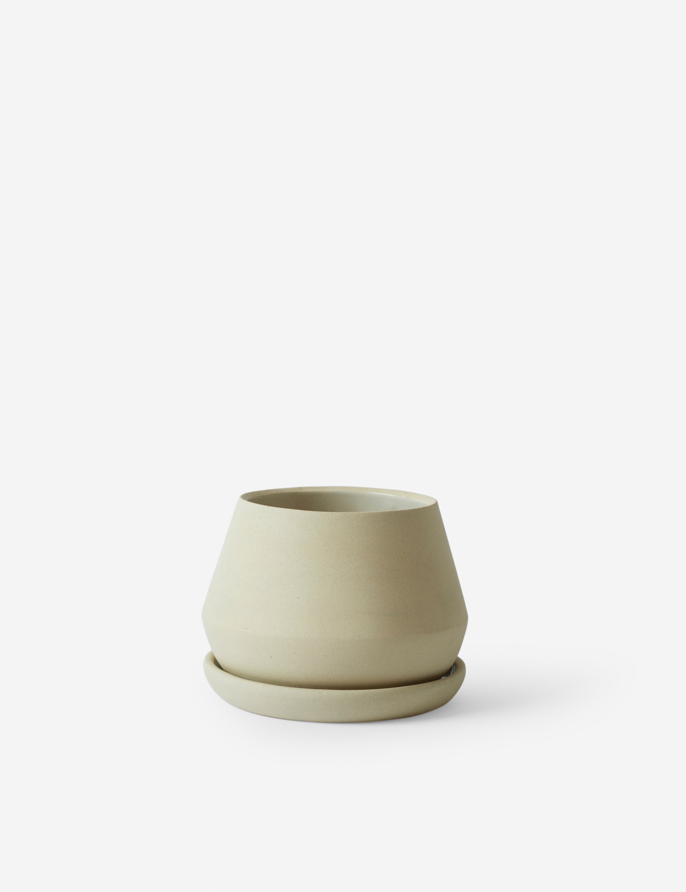 #color::sand #size::5--Diameter 