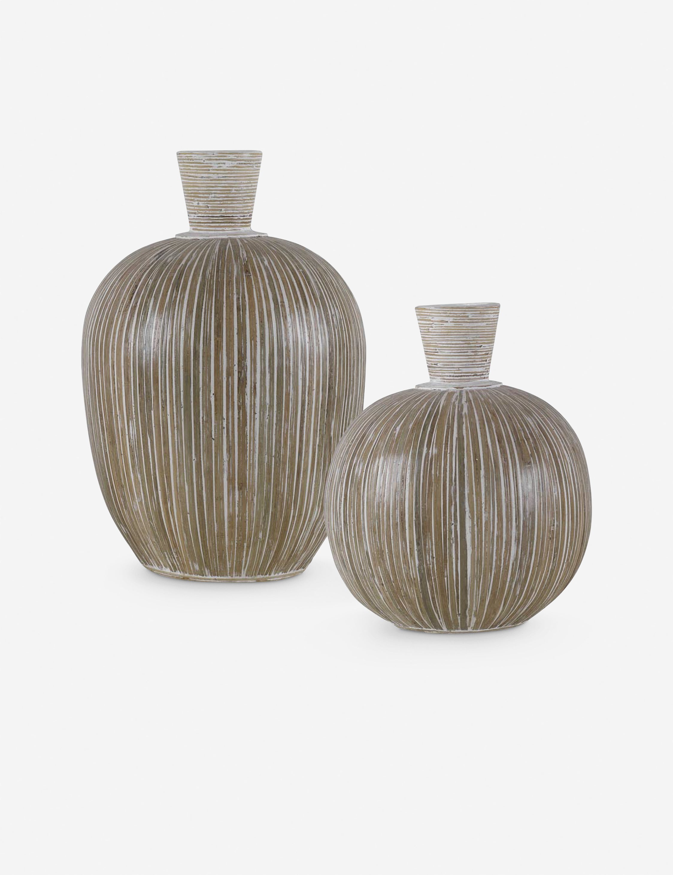 Lulu and Georgia Saintes Vase - Thumbnail 2