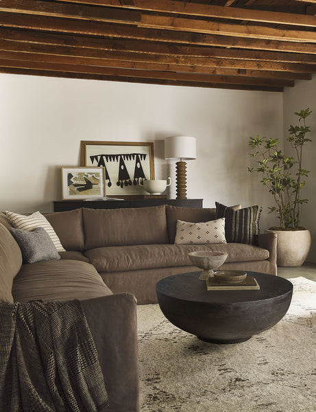 Leio Round Coffee Table Leio Round Coffee Table