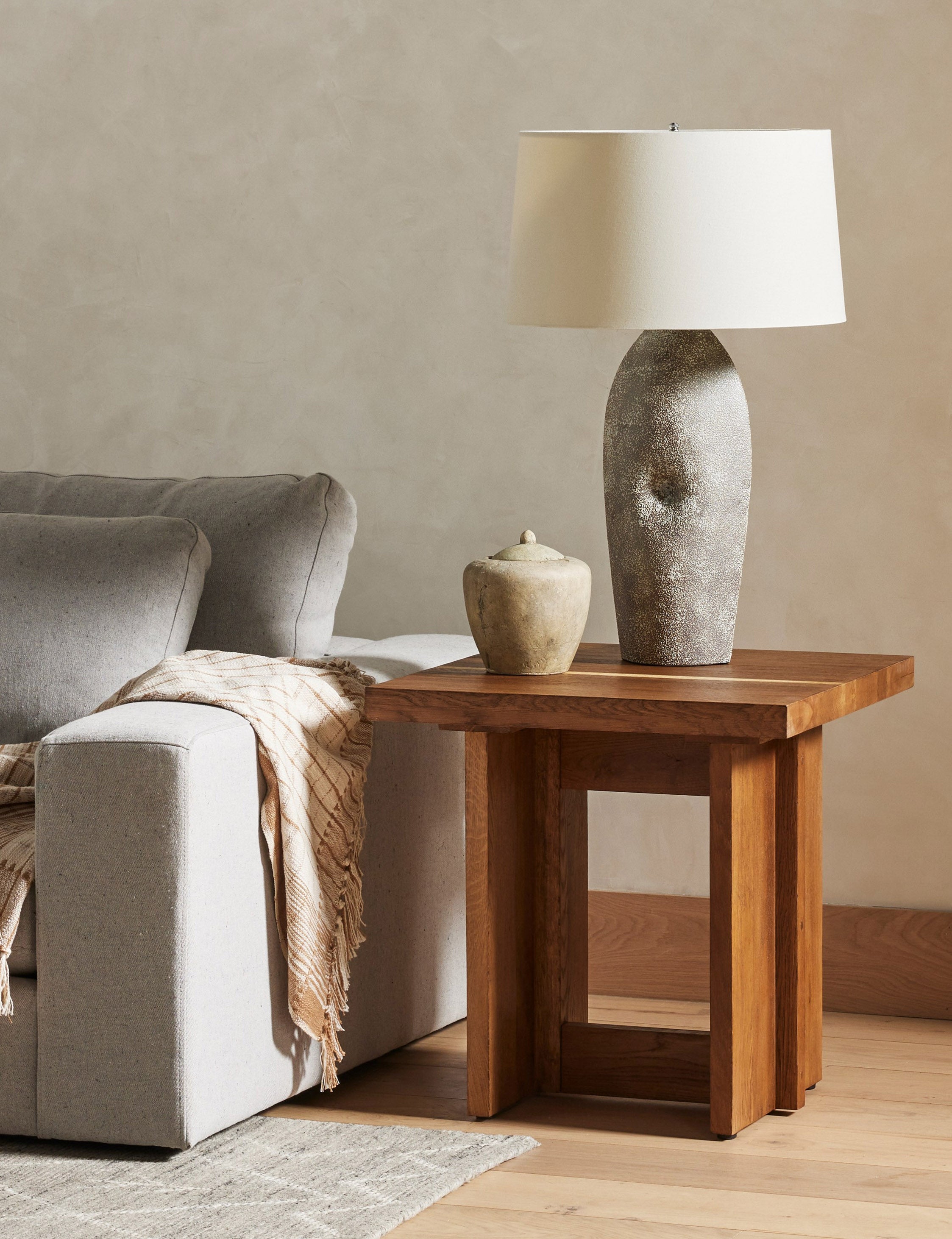 Janan Table Lamp - Thumbnail 4