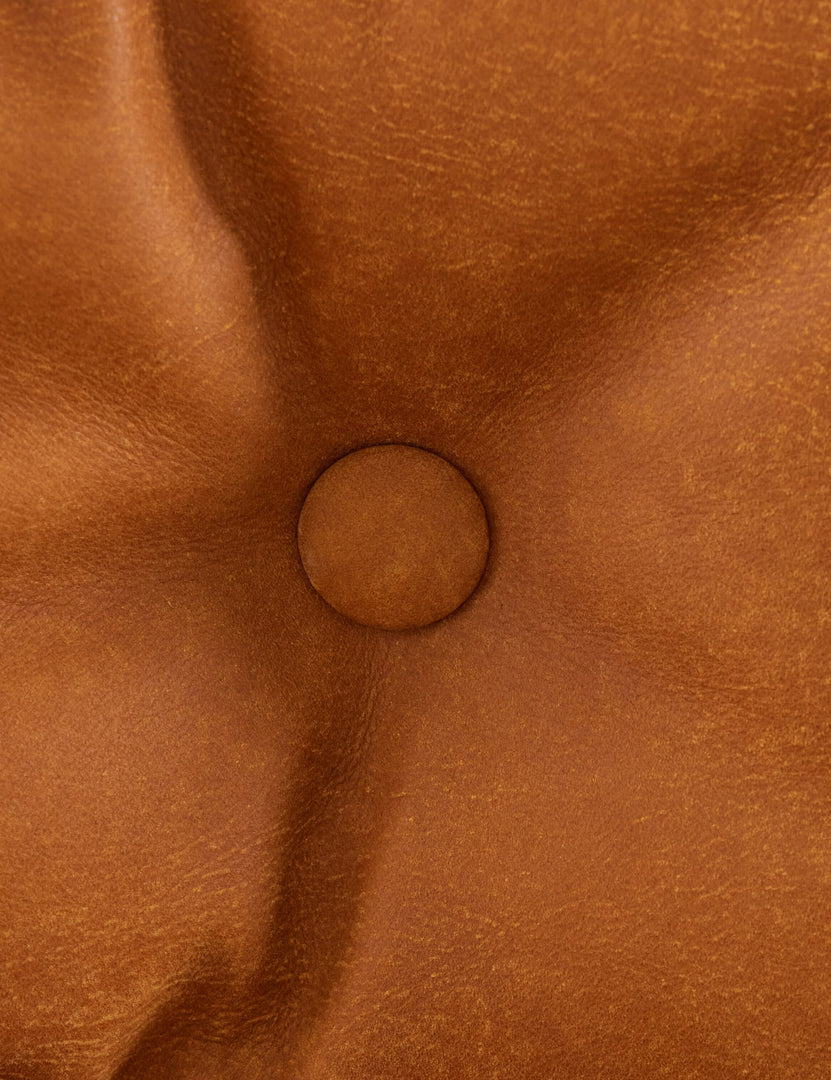 #color::cognac-leather