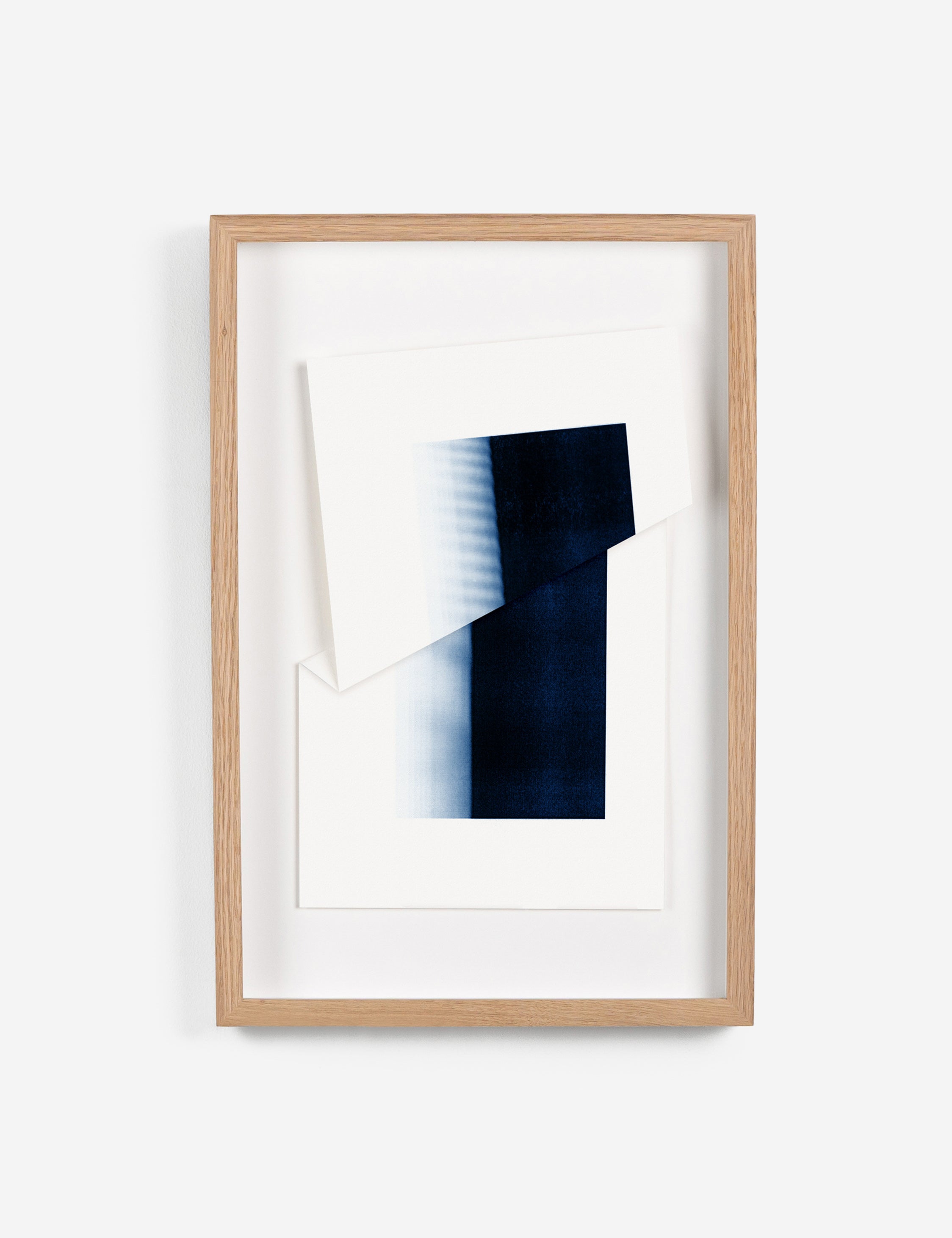 #color::navy #size::16--x-24-