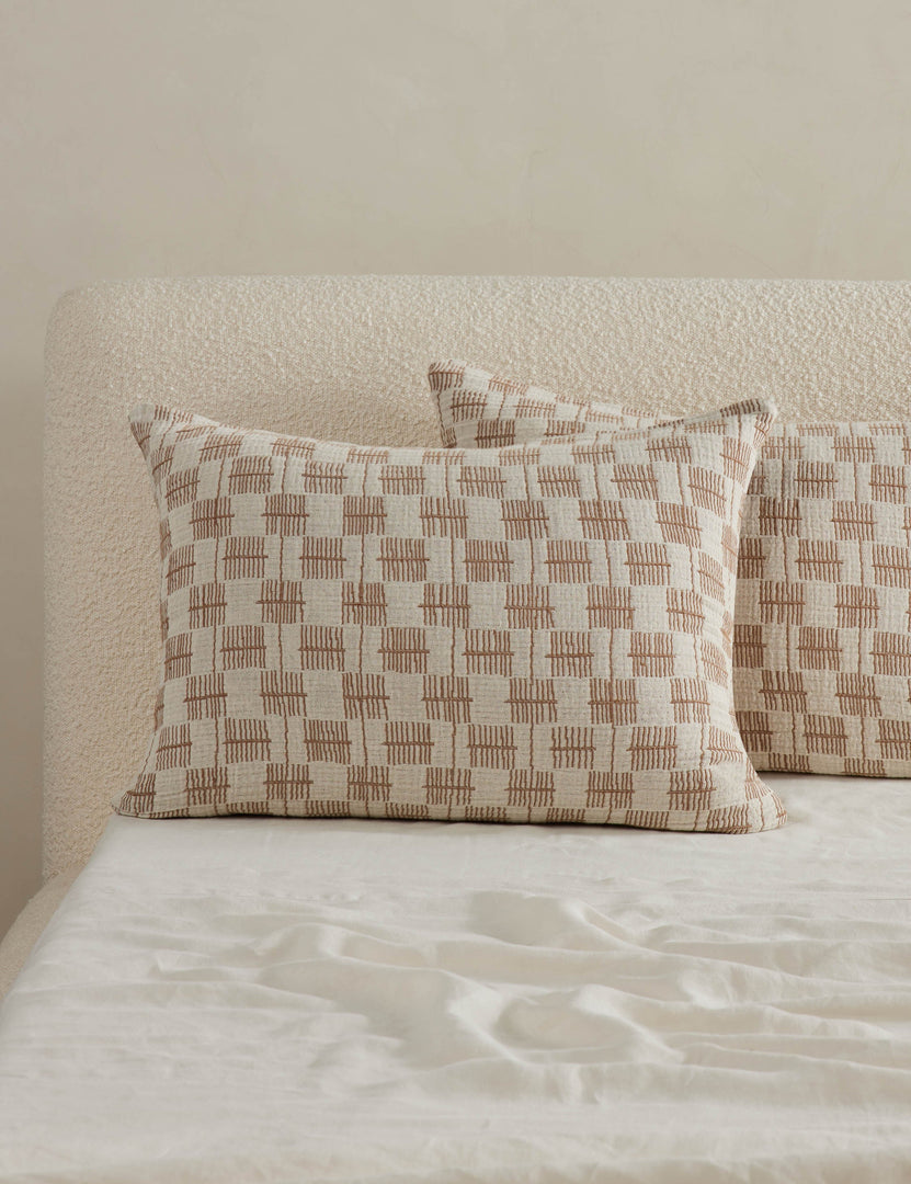#color::umber-and-ivory #size::standard #size::king | Basketweave cotton soft-texture pillow sham