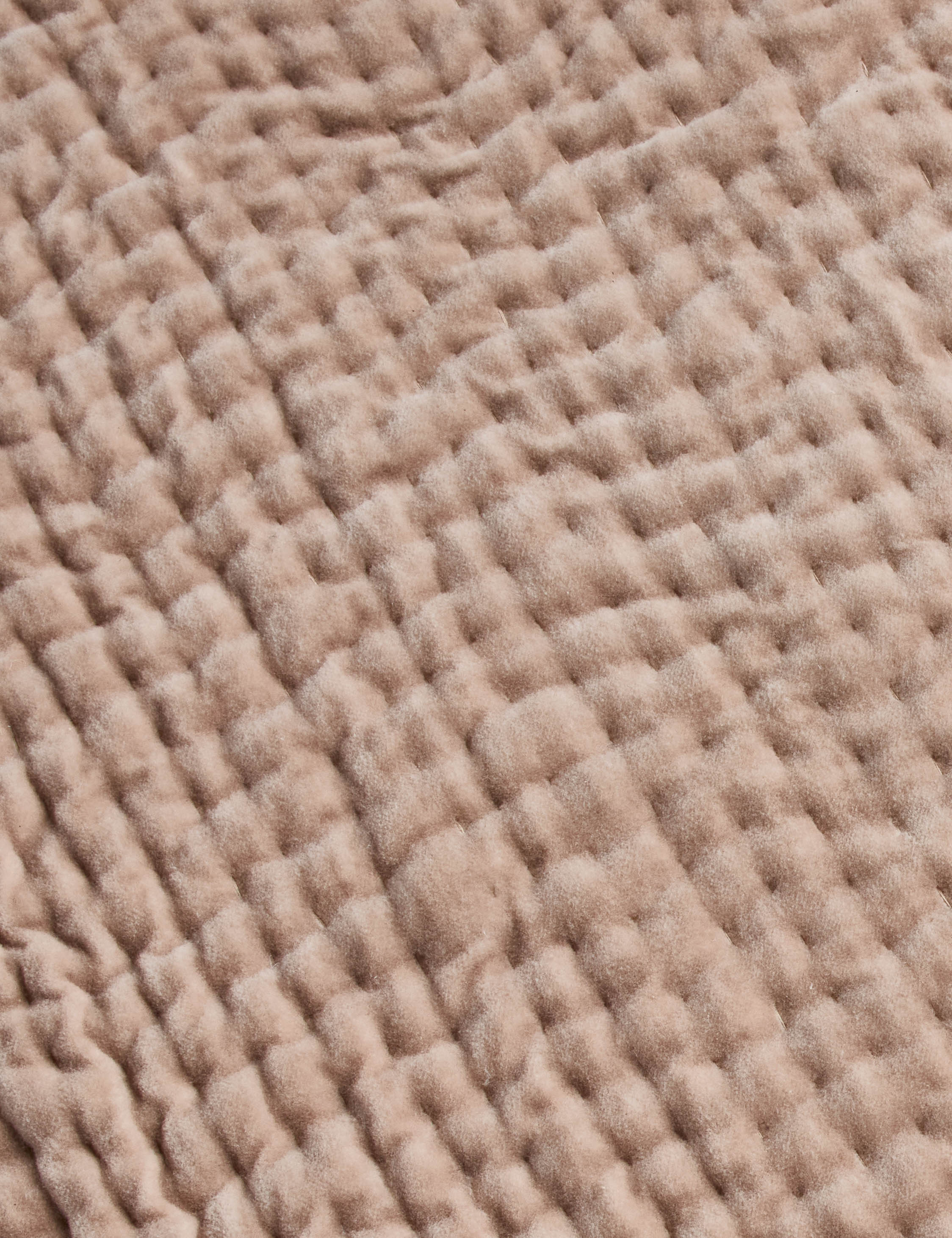 Lulu and Georgia Bloomfield Velvet Quilt - Thumbnail 3