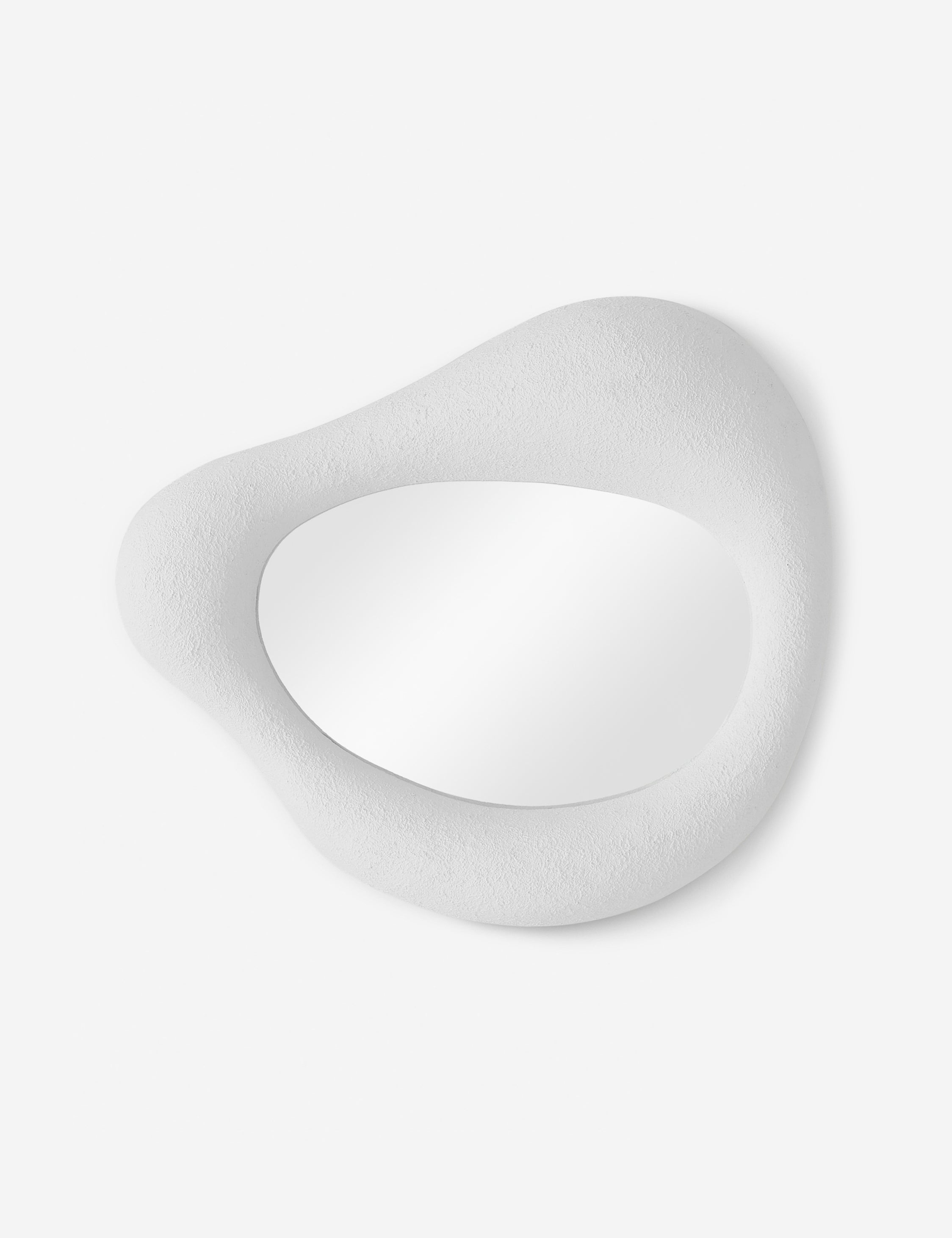 #color::white #size::medium