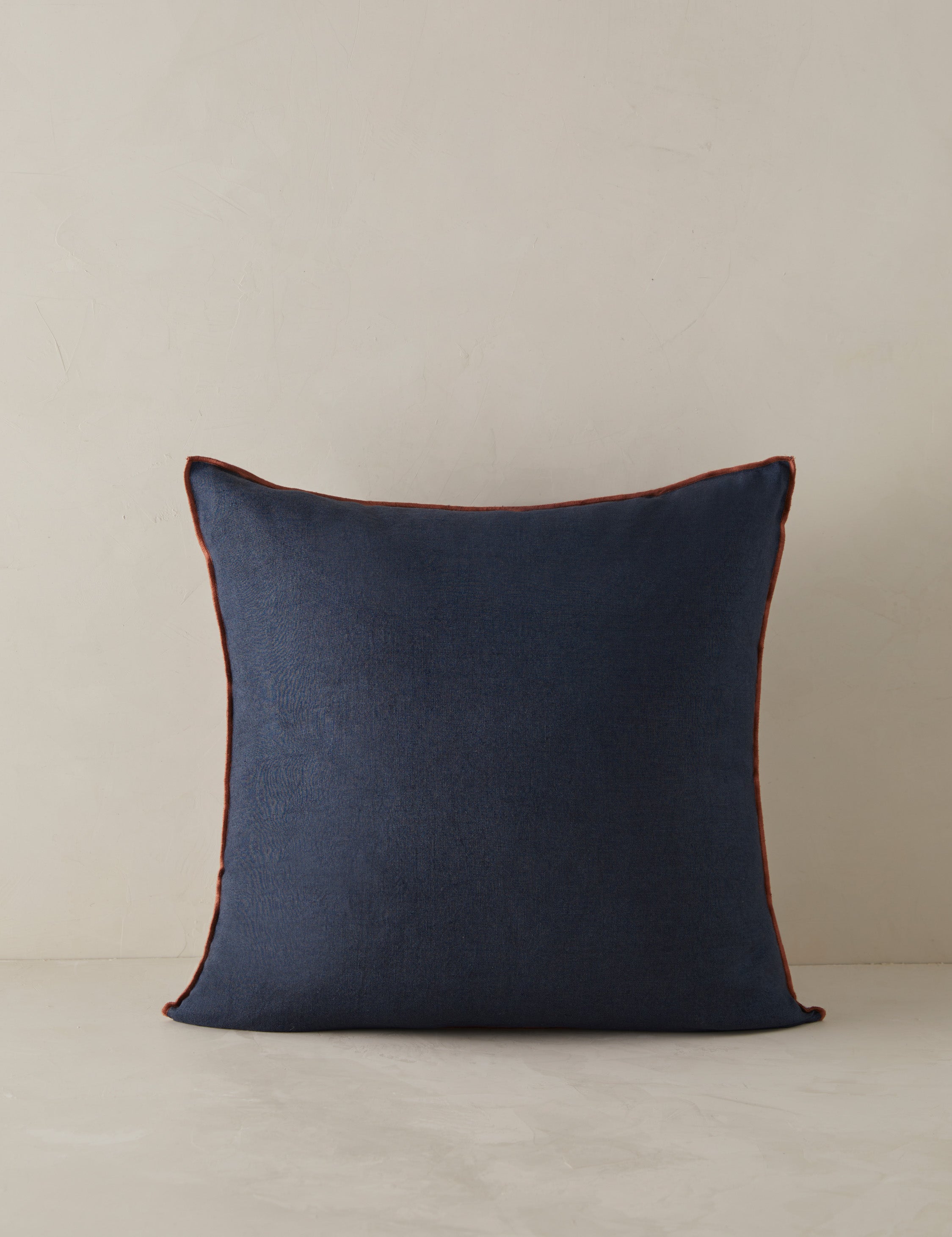 #color::indigo-and-brick #style::square