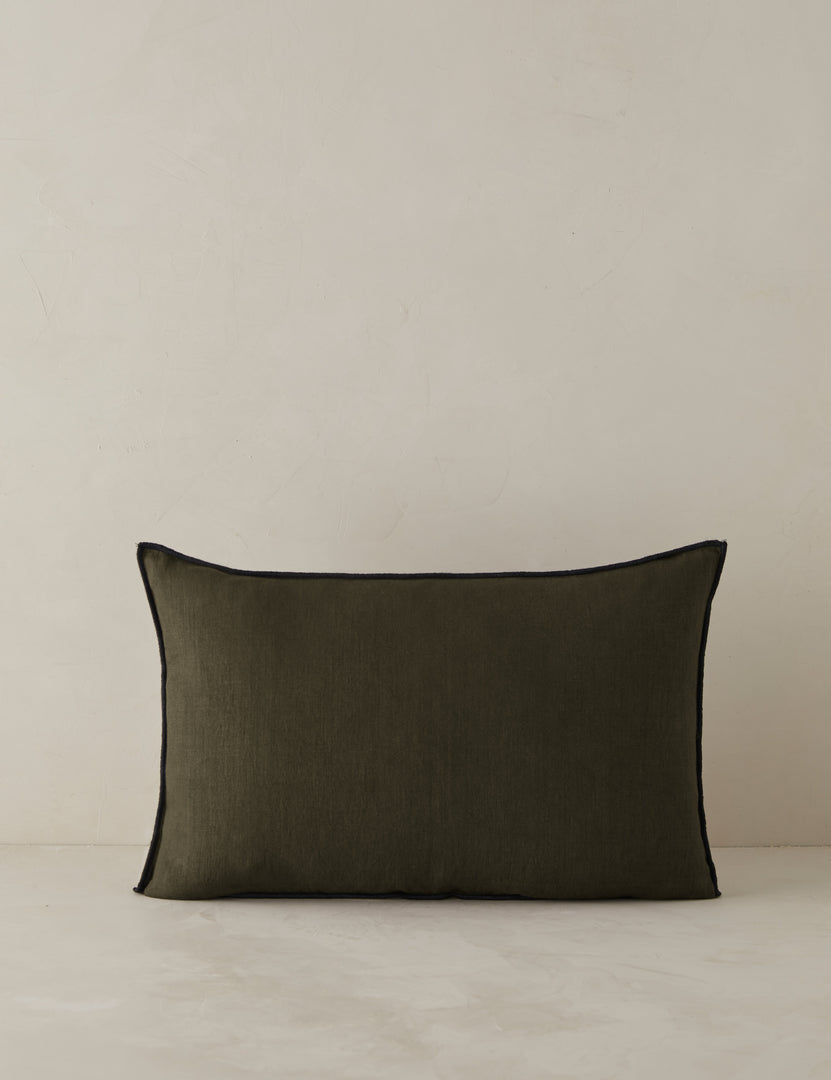 #color::olive-and-black #style::lumbar