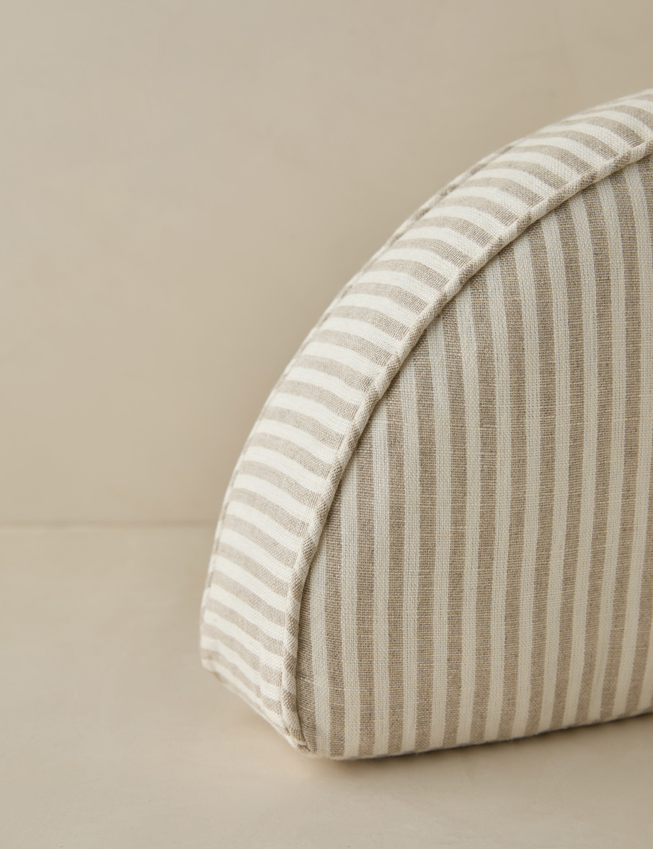 Darrow Linen Half-Disc Pillow - Thumbnail 2
