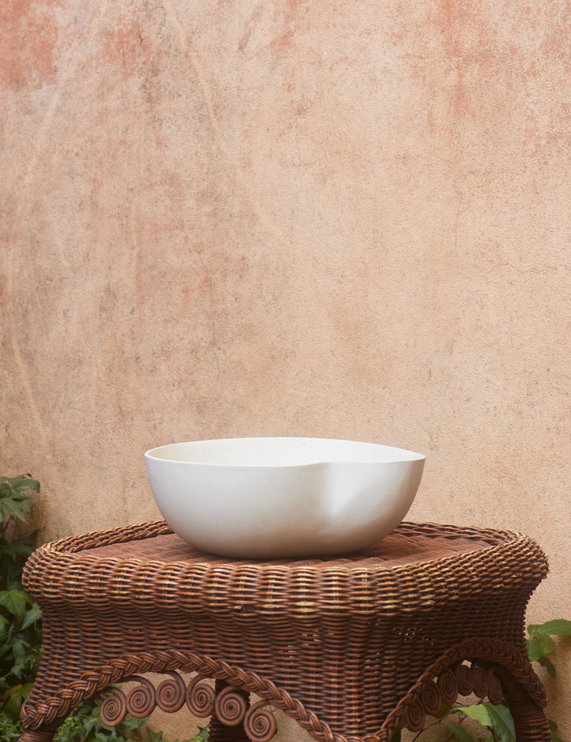 #color::eggshell #style::small | Dempsy low sculptural small planter by Sarah Sherman Samuel in Eggshell