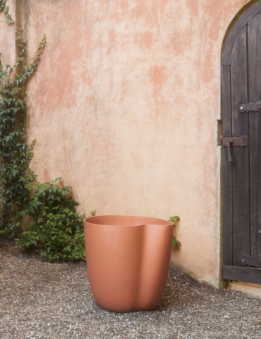 #color::sienna #style::large | Dempsy large sculptural planter by Sarah Sherman Samuel in Sienna.