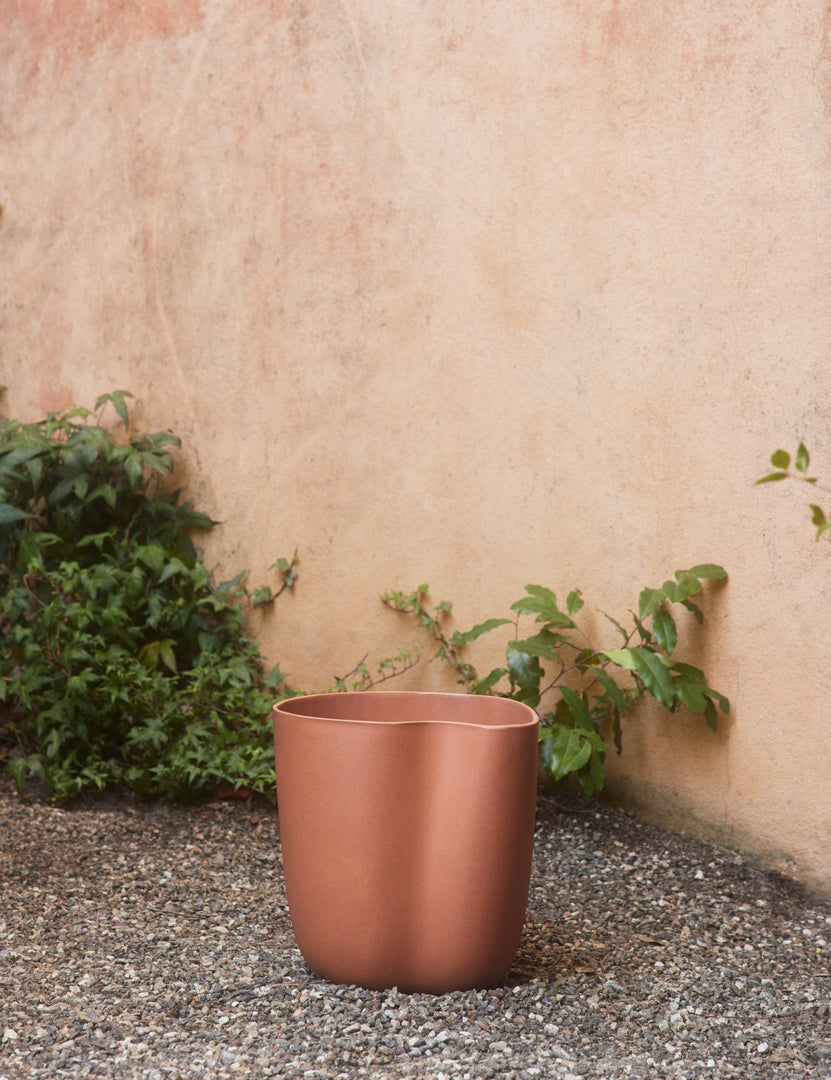 #color::sienna #style::small | Dempsy small sculptural planter by Sarah Sherman Samuel in Sienna.