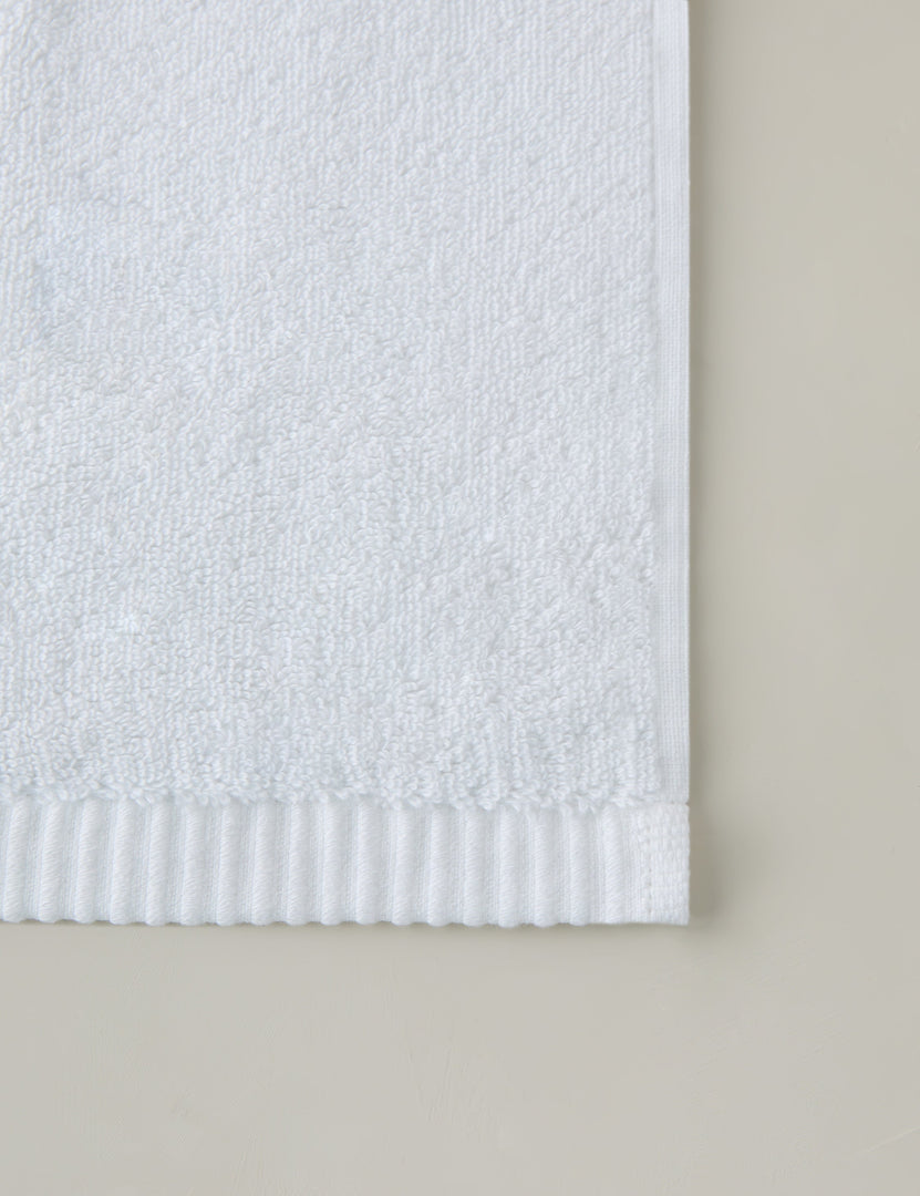 #color::white #style::bath-sheet #style::bath-towel #style::hand-towel #style::washcloth #style::towel-set