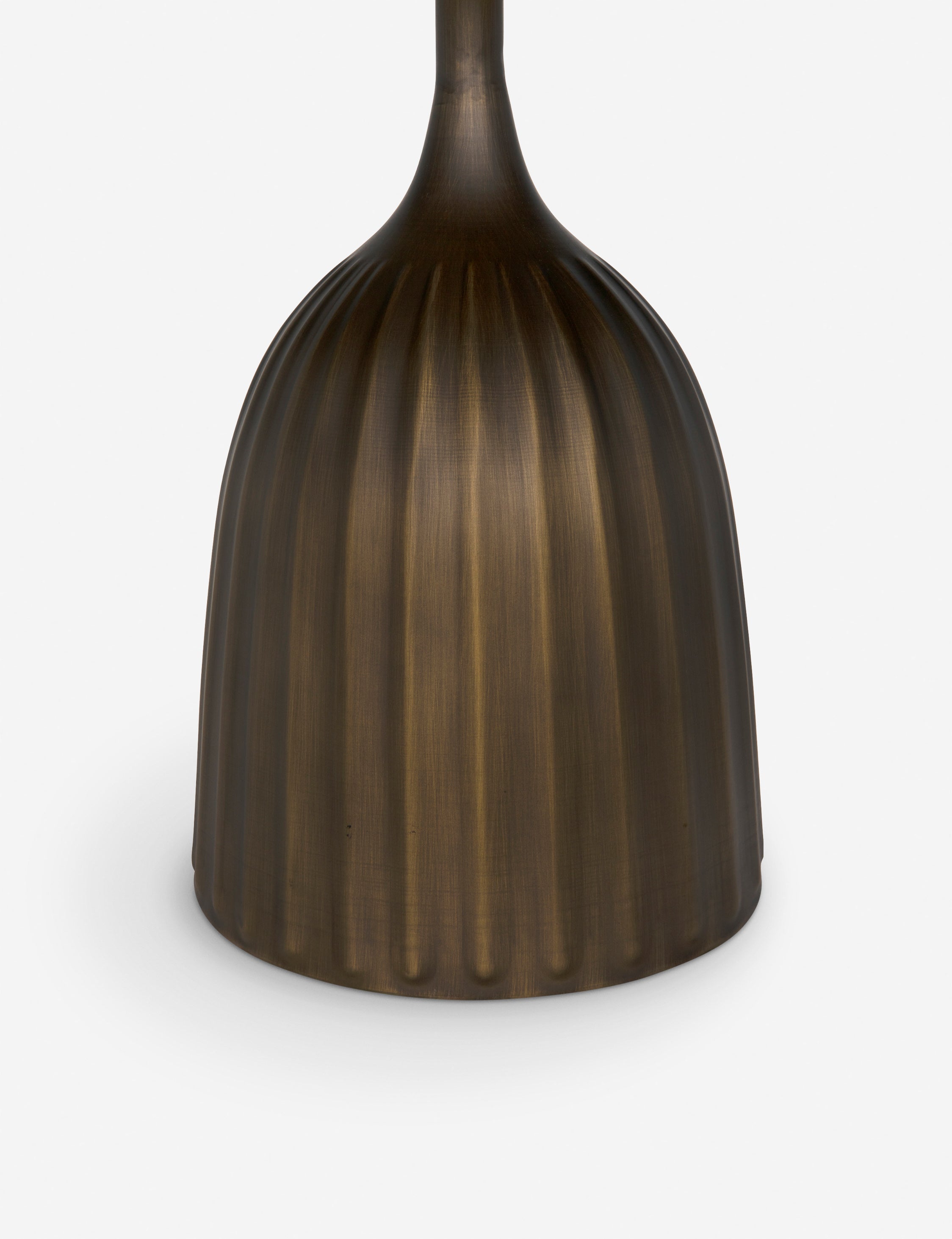 Lupo Round Side Table - Thumbnail 4