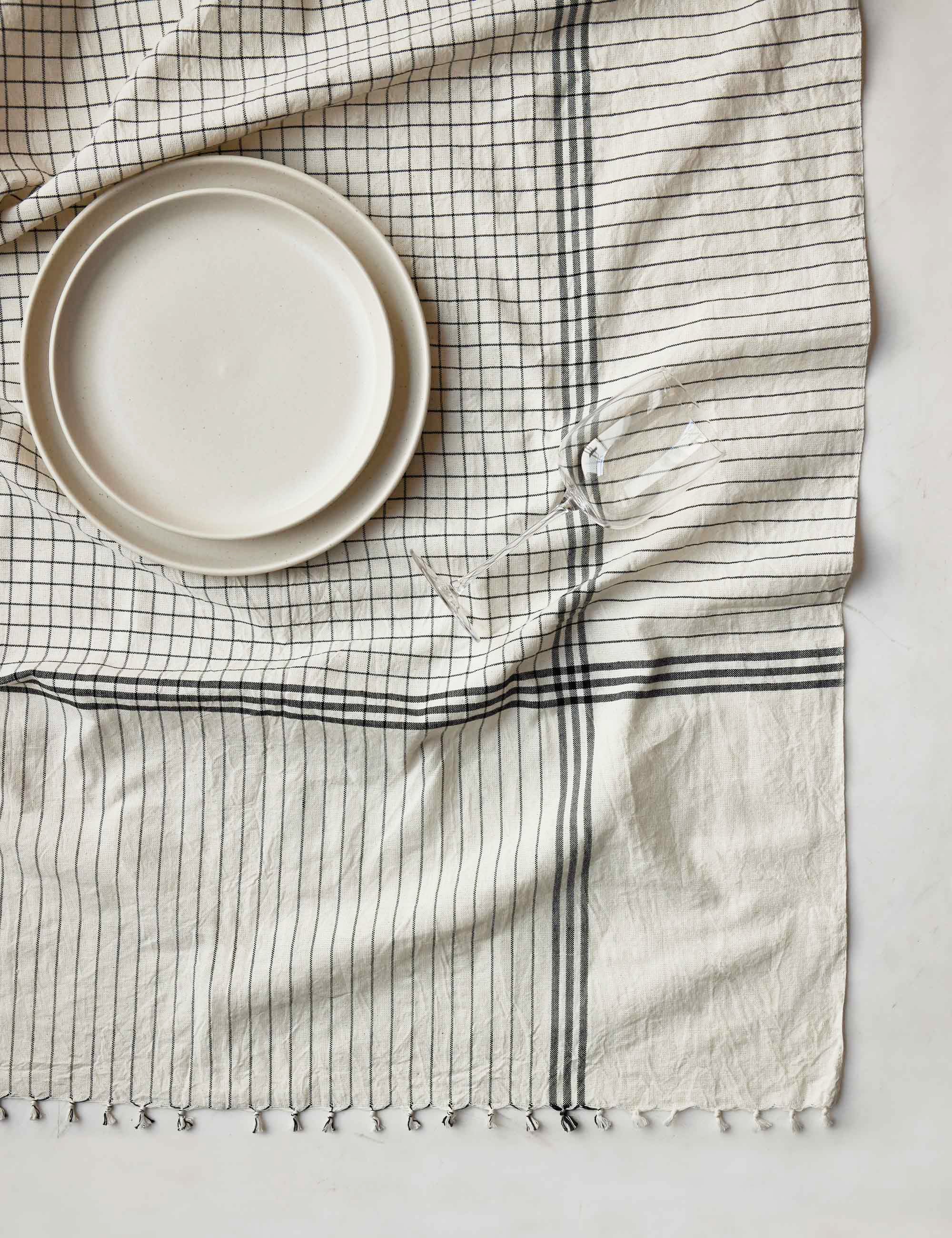 Heather Taylor Home French Lattice Tablecloth - Thumbnail 4