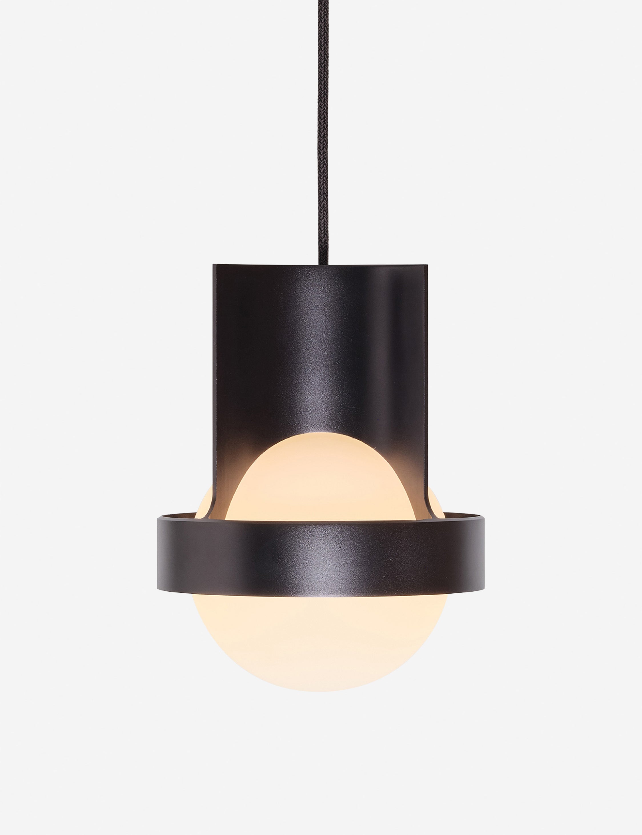 #color::dark-gray #size::7-dia
