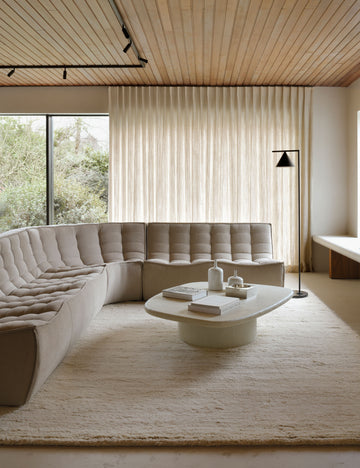 #color::ivory