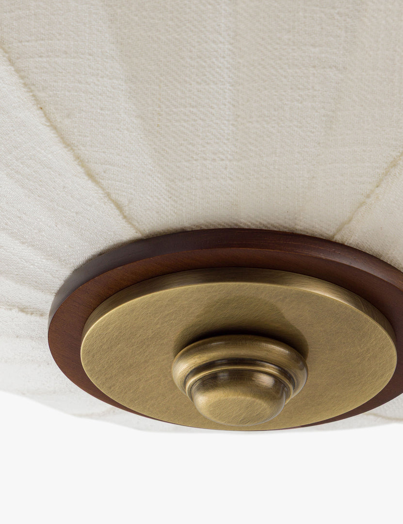 #color::white #size::16-dia