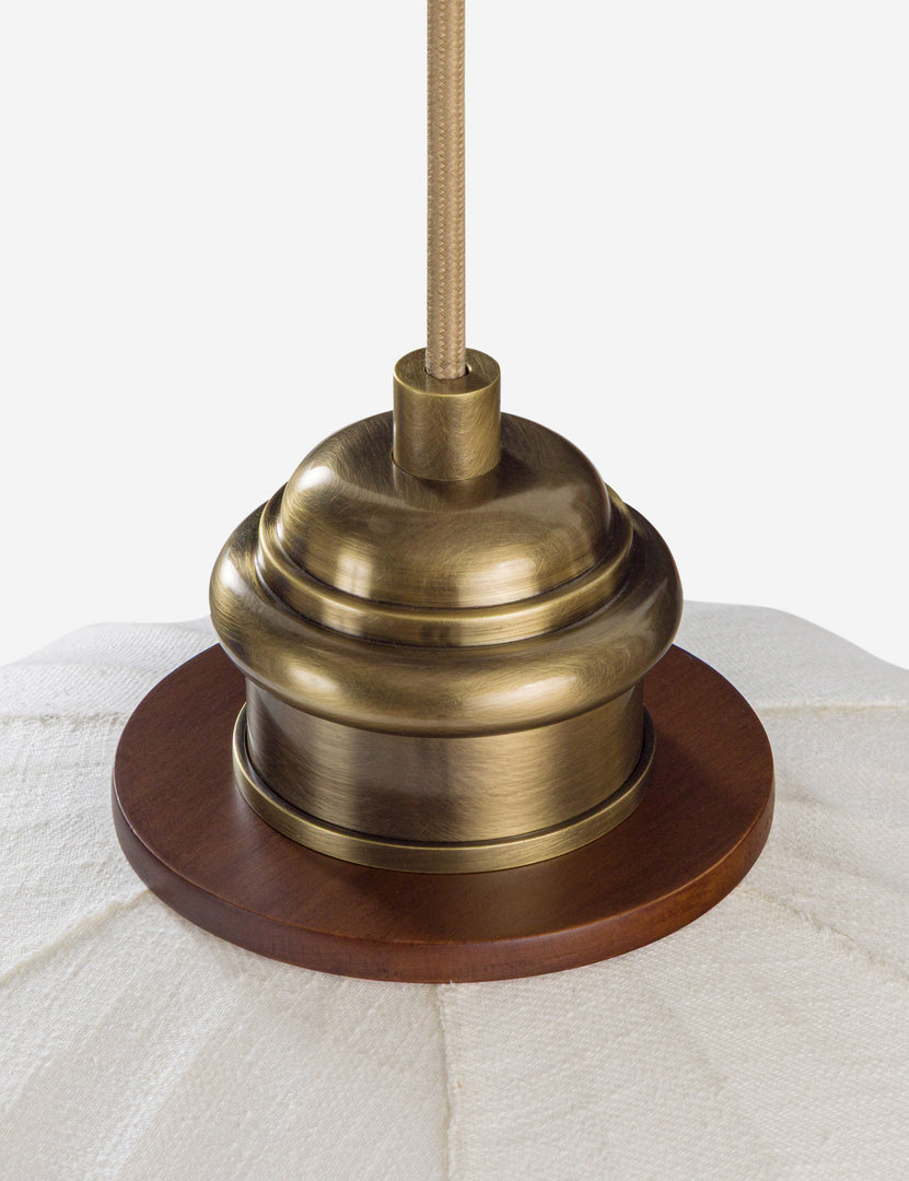 #color::white #size::48-dia