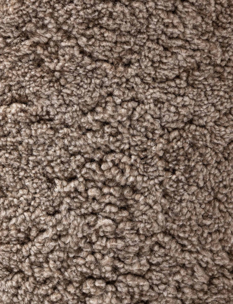 #color::taupe-shearling