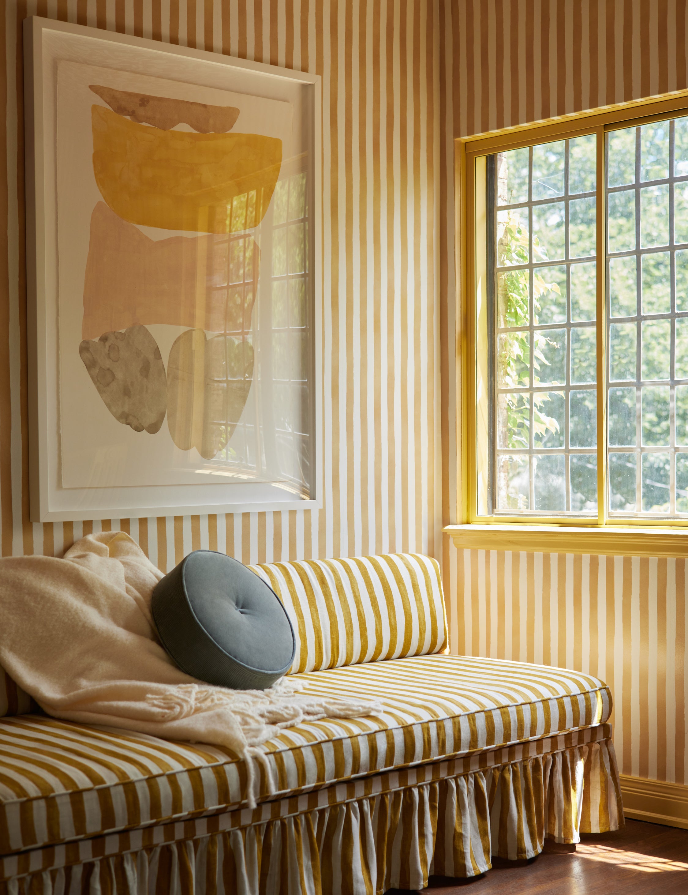 Lulu and Georgia Painterly Stripe Wallpaper - Thumbnail 3
