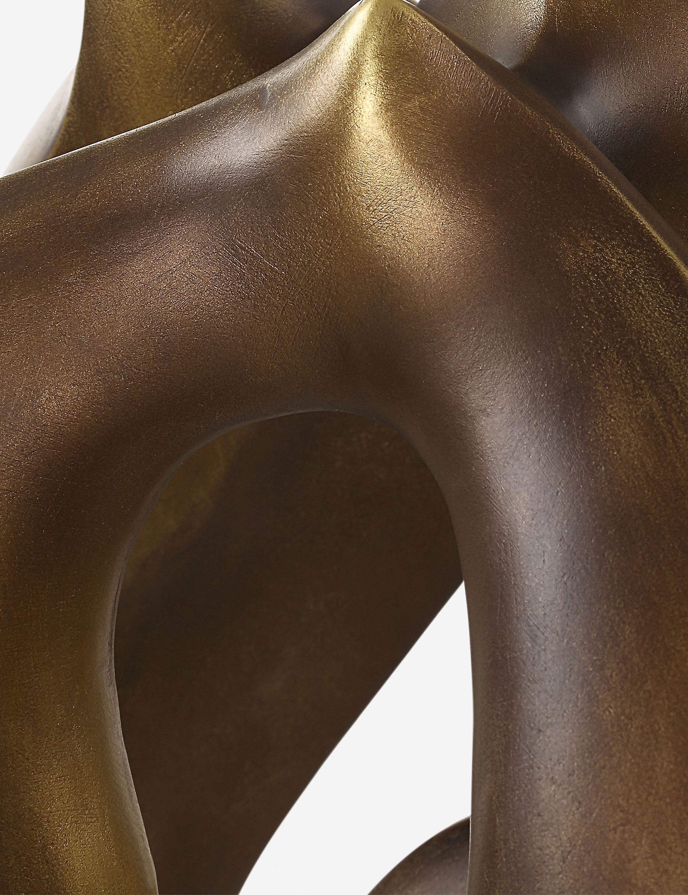 Lulu and Georgia Kirt Sculpture - Thumbnail 3