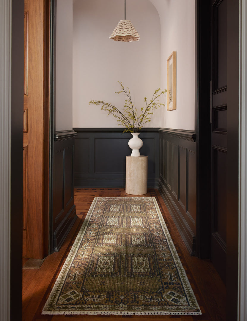 Tahj Traditional Wool Rug