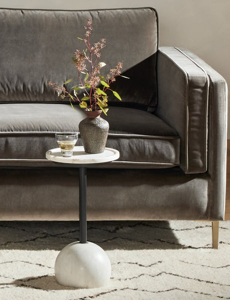 #color::white-marble