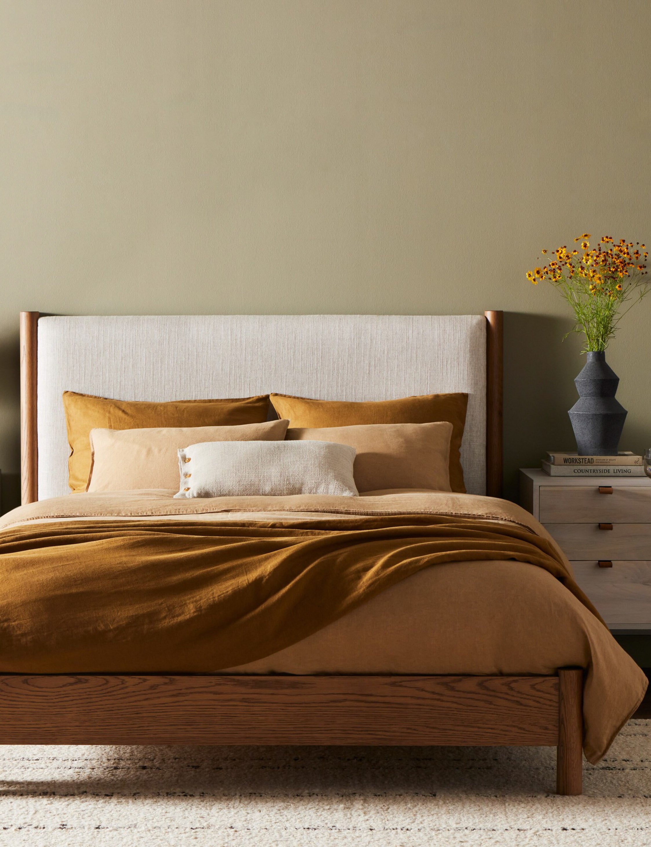 Kisner Platform Bed - Thumbnail 2