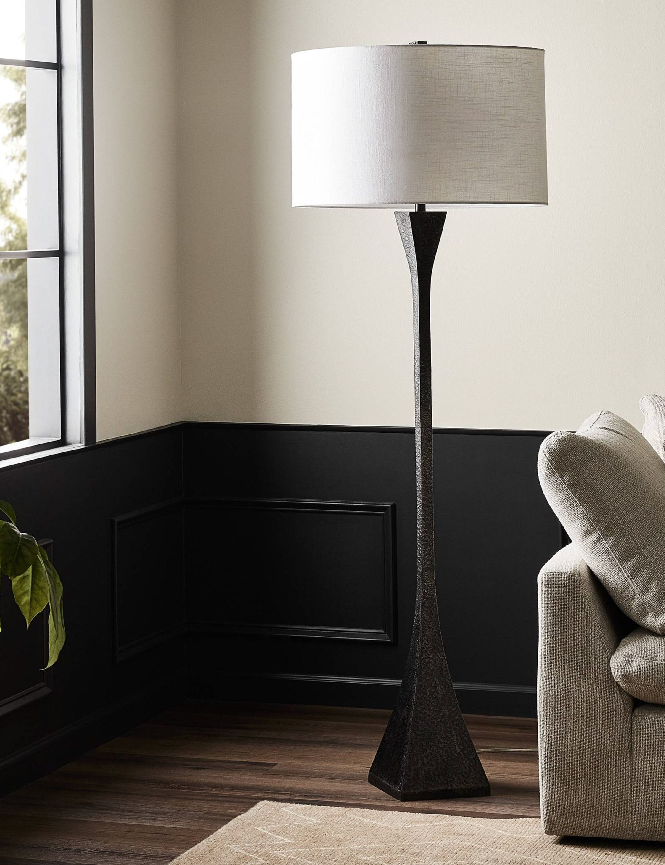 Dami Floor Lamp