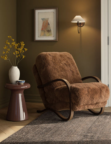 #color::amber-shearling