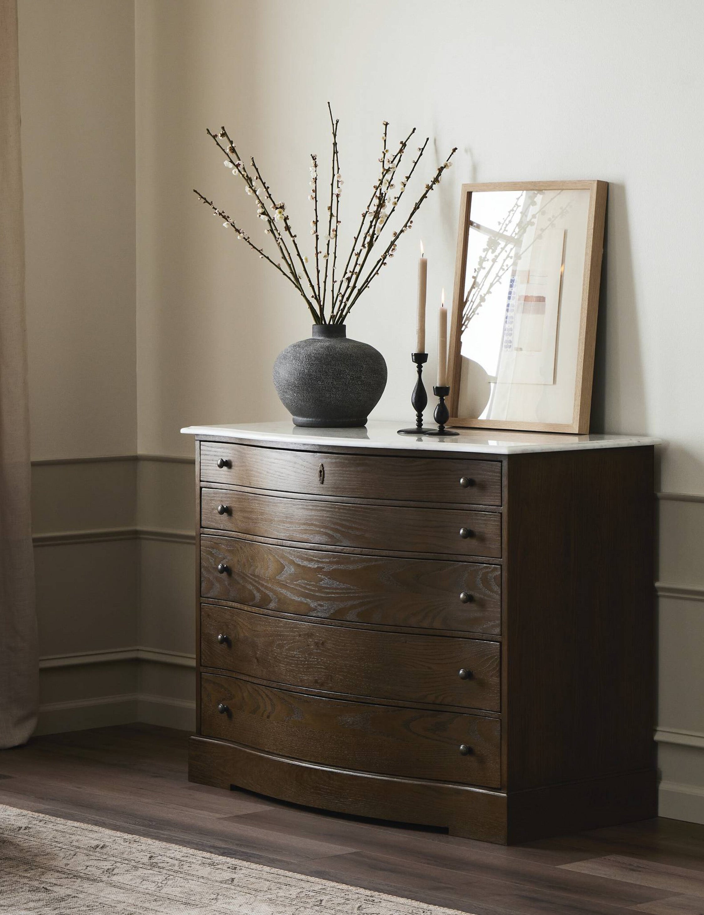 Lena Dresser - Thumbnail 2