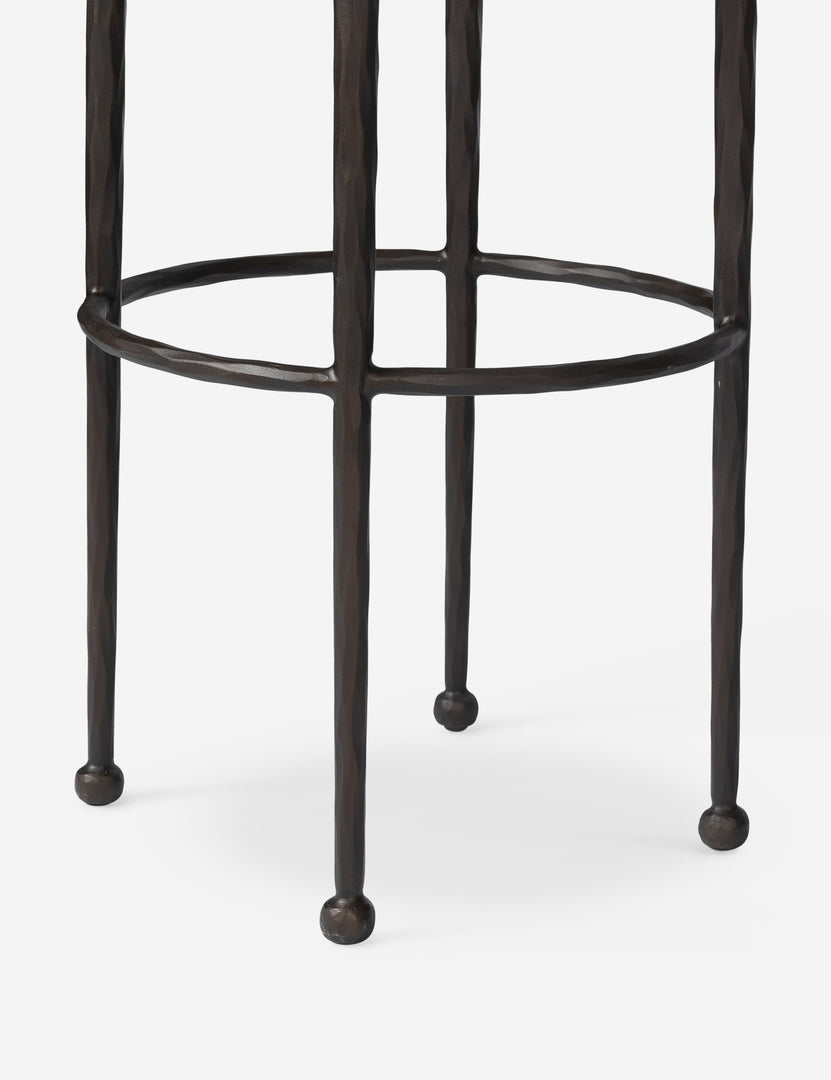 #color::taupe #size::bar