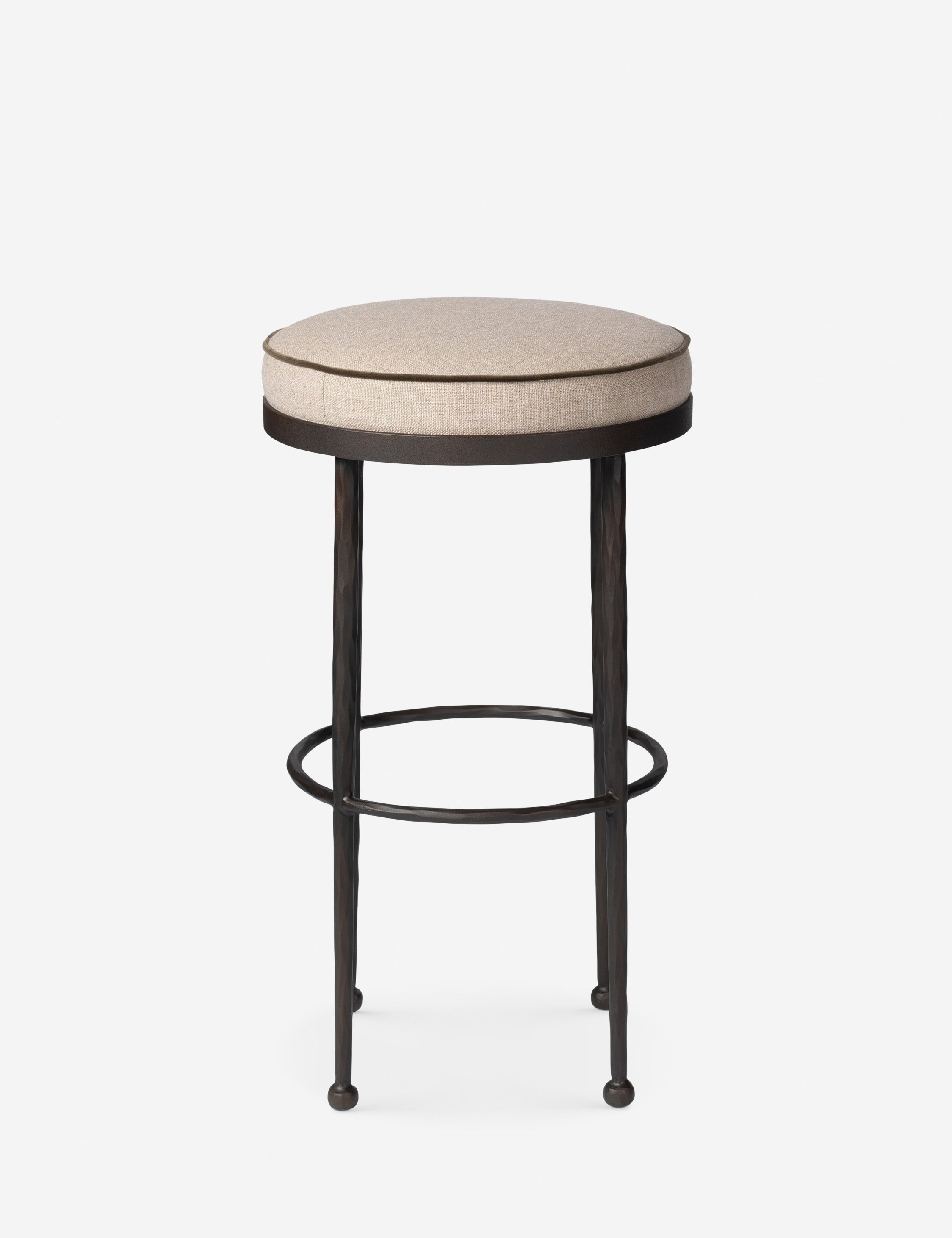 #color::taupe #size::bar