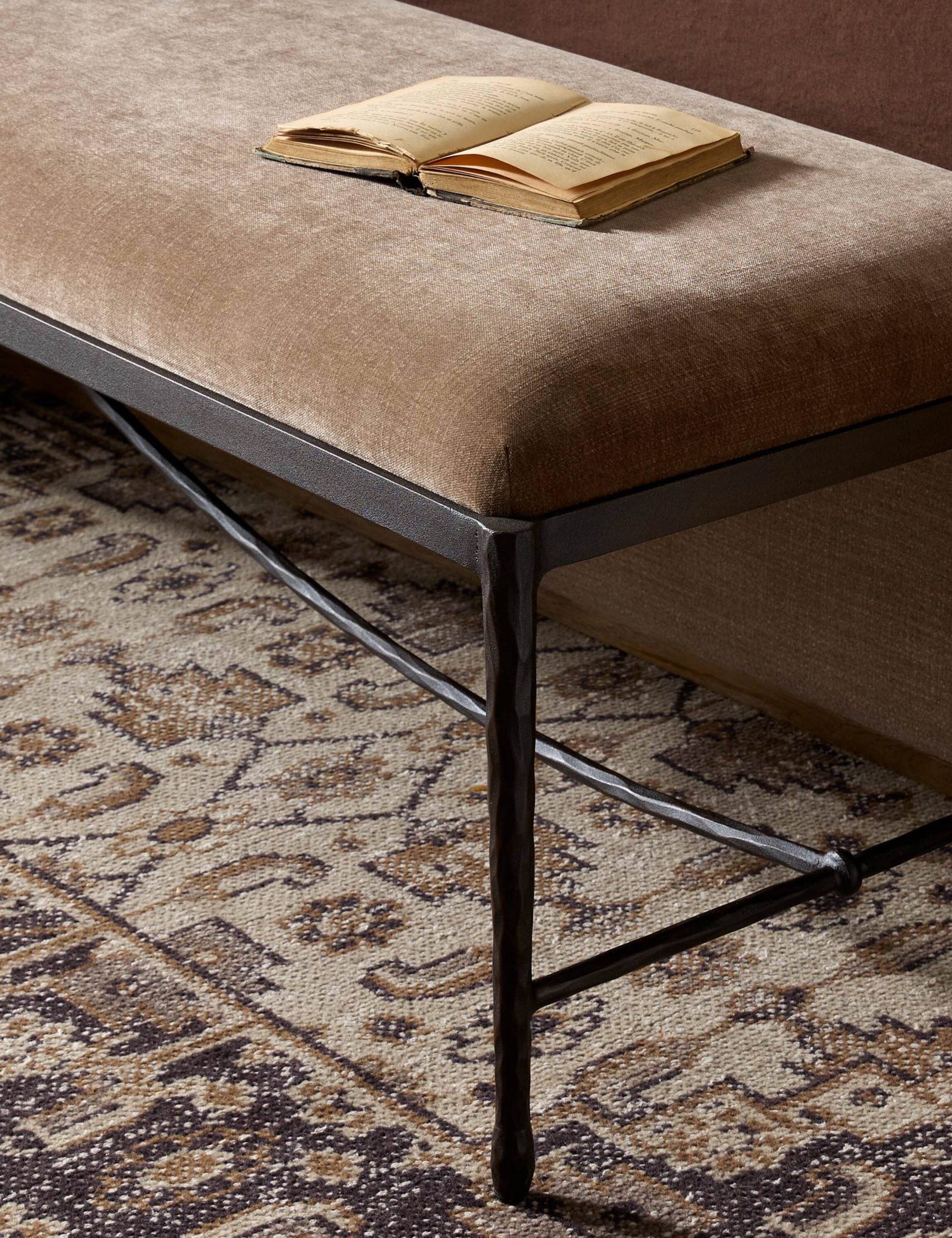 Perlaza Bench - Thumbnail 5