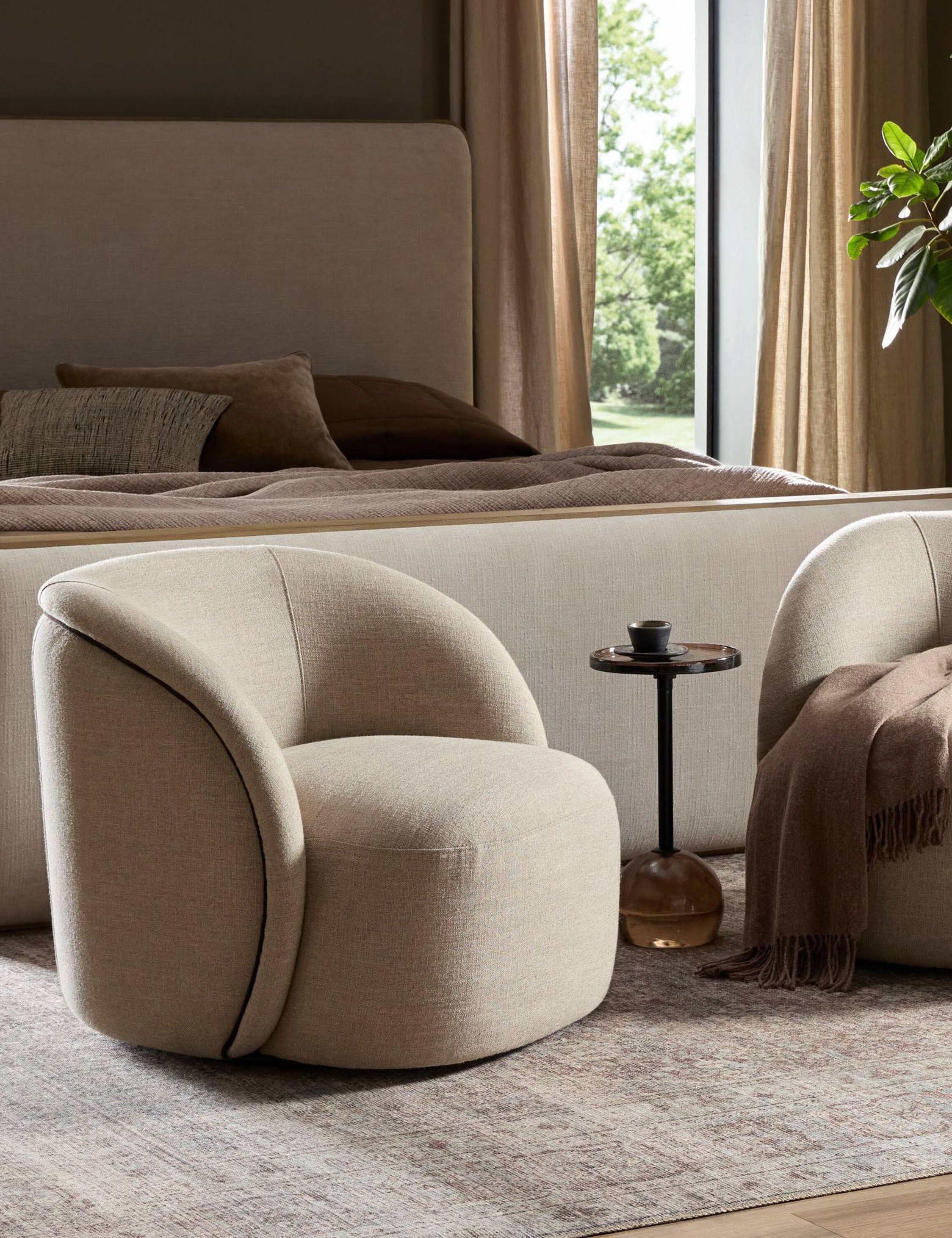 Lada Swivel Chair - Thumbnail 4