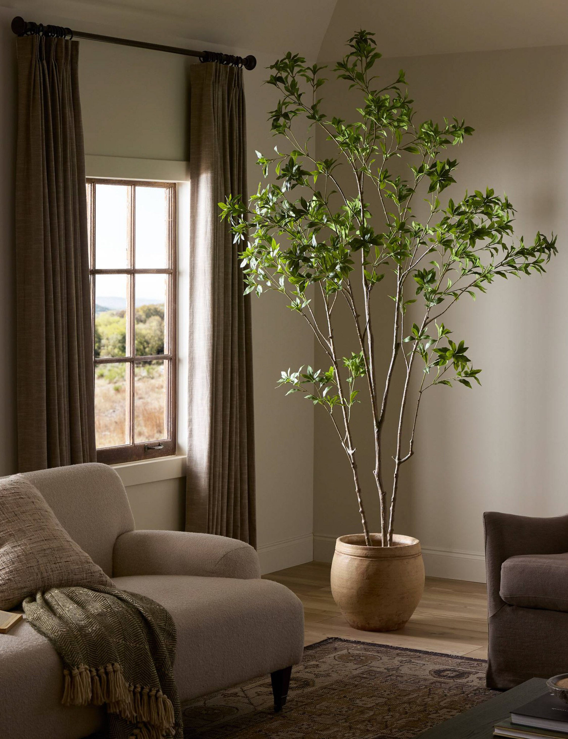 Faux Pieris Tree - Thumbnail 4