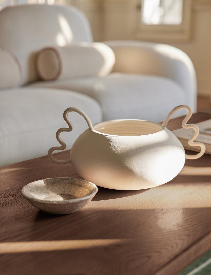 #color::ivory #style::small