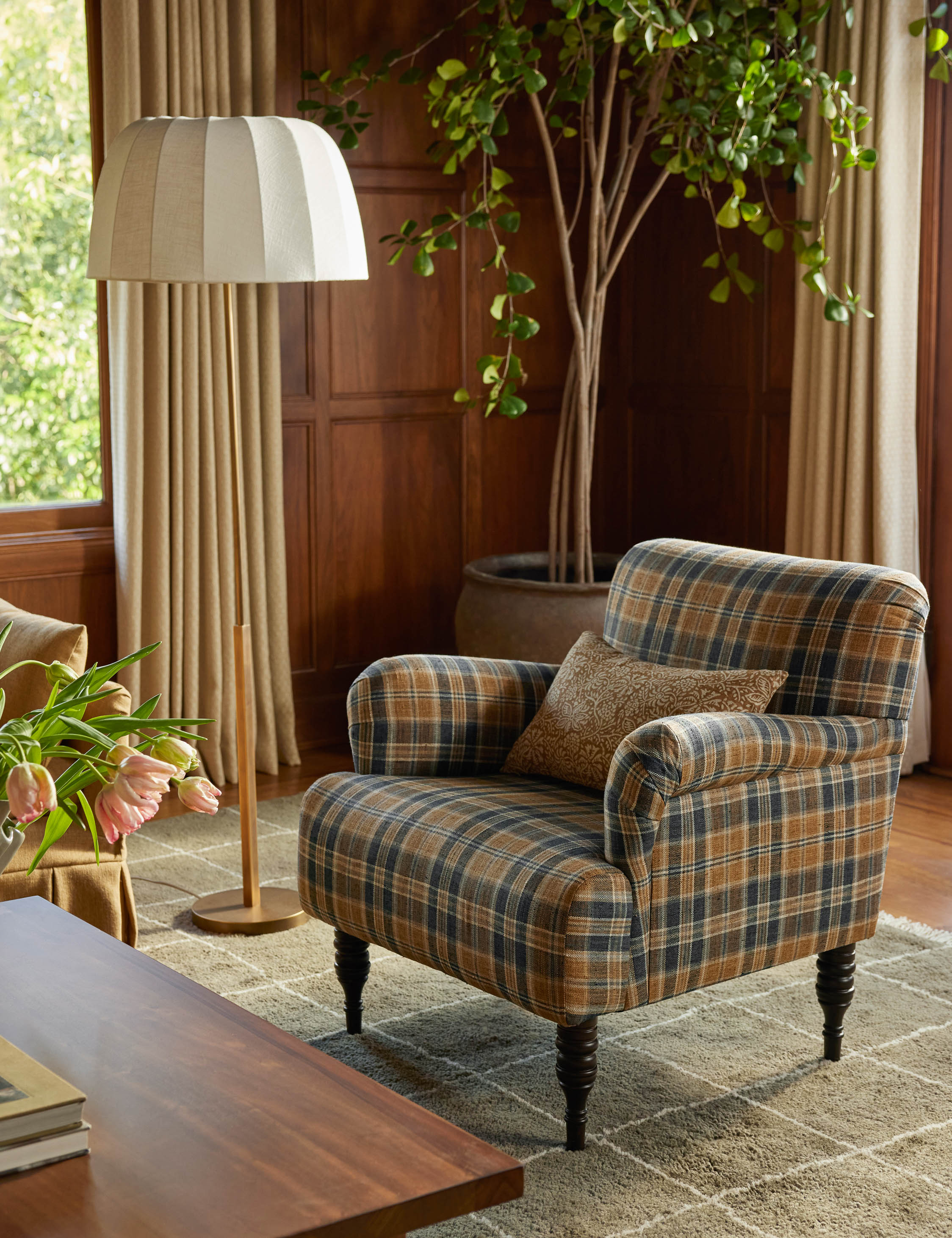 Lulu and Georgia Ebele Floor Lamp - Thumbnail 2