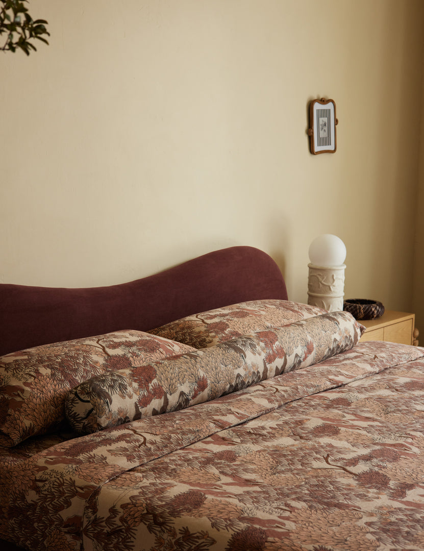 #color::blush #style::long-bolster