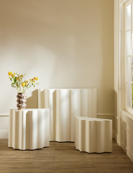 o*ン様 オイスターのコミニset ウニコ　alimie Lune Indoor / Outdoor Console Table by Lolly Lolly Ceramics