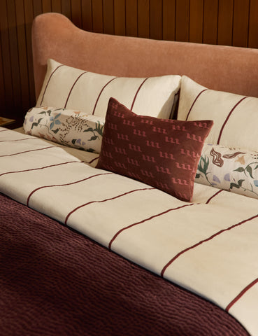 lumbar-pillows throw-pillows